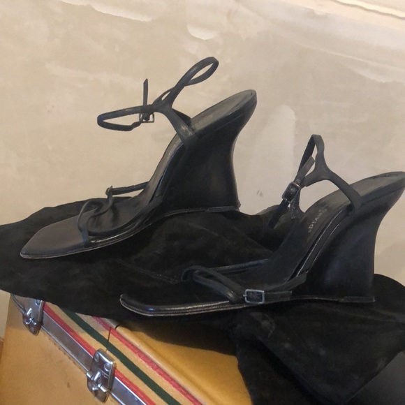 Charles Davis leather shoe - Picture 2 of 5